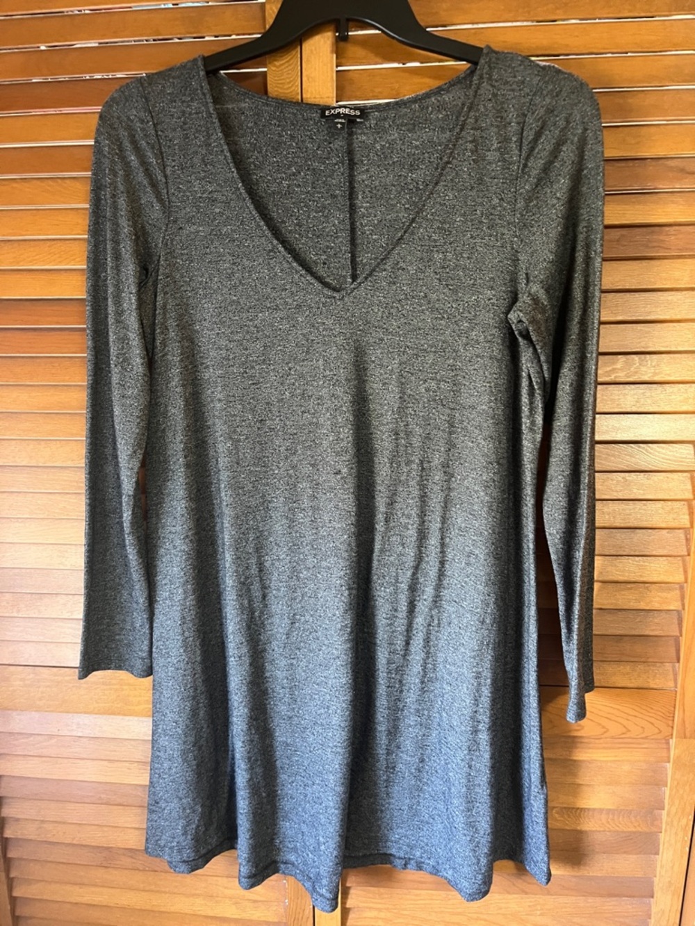 Express Charcoal Gray V-Neck Long Sleeve Dress Size Large